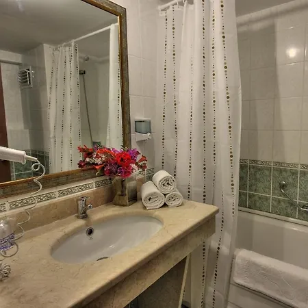 Üdülőközpont Eken 4*