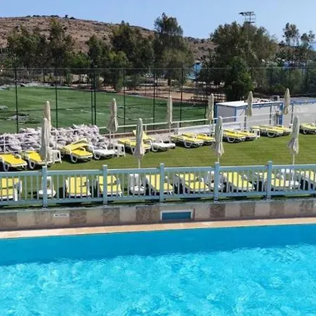 Курортный комплекс Eken 4*