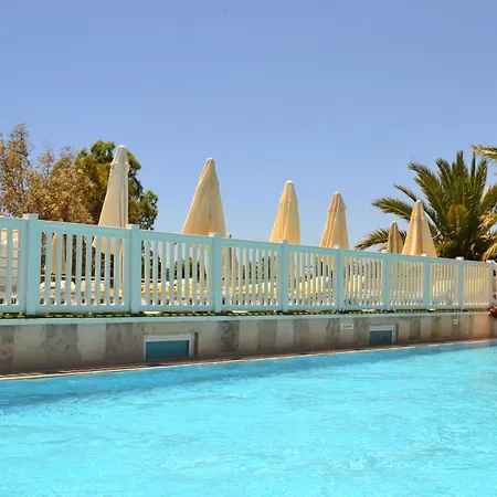 Eken Resort 4*